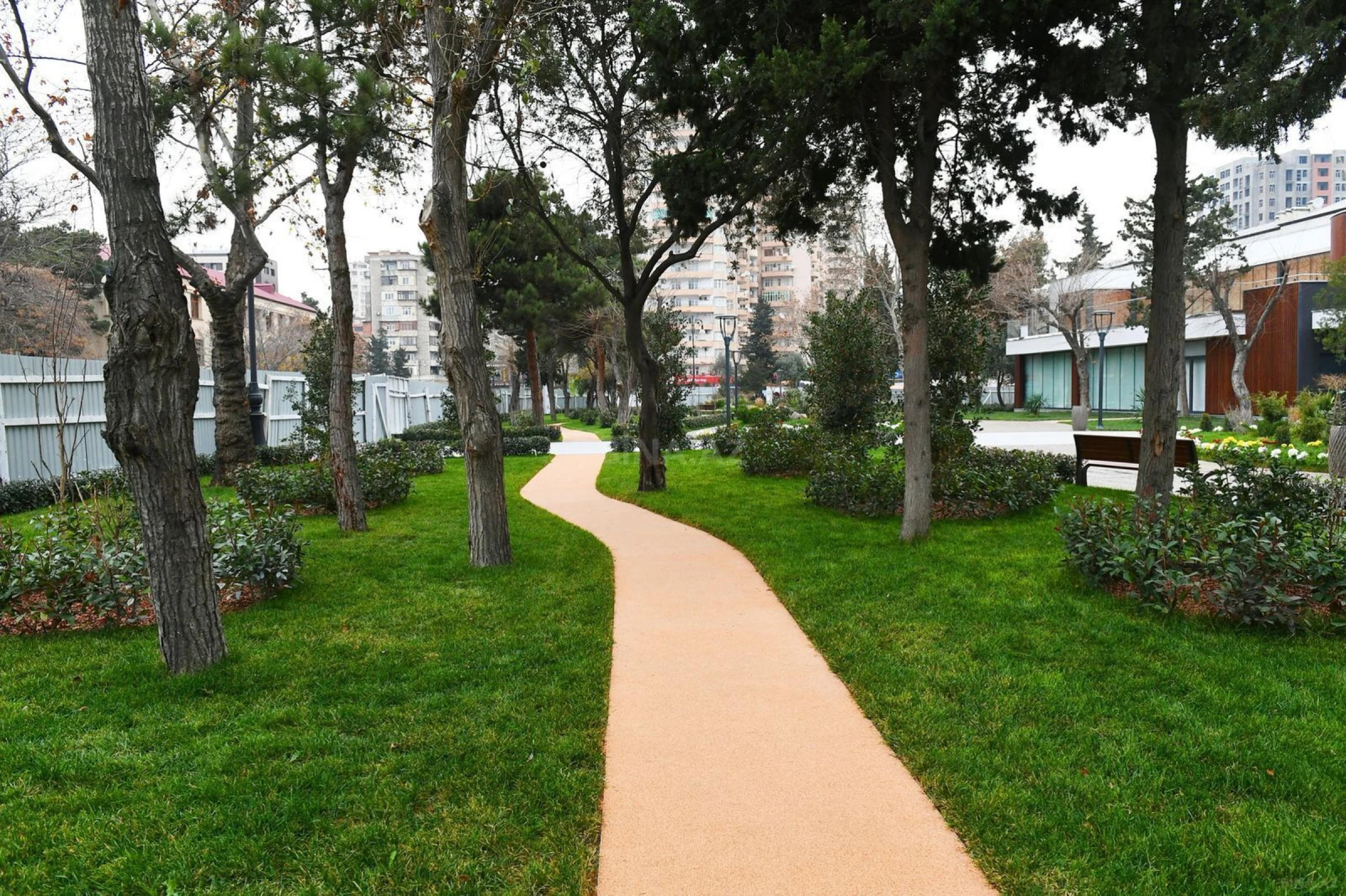 Satılır 3 otaqlı mənzil 75 m²