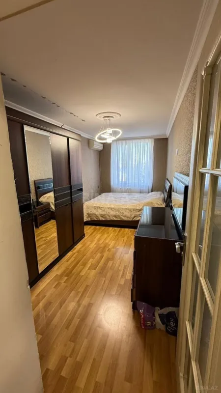 Satılır 3 otaqlı mənzil 75 m²