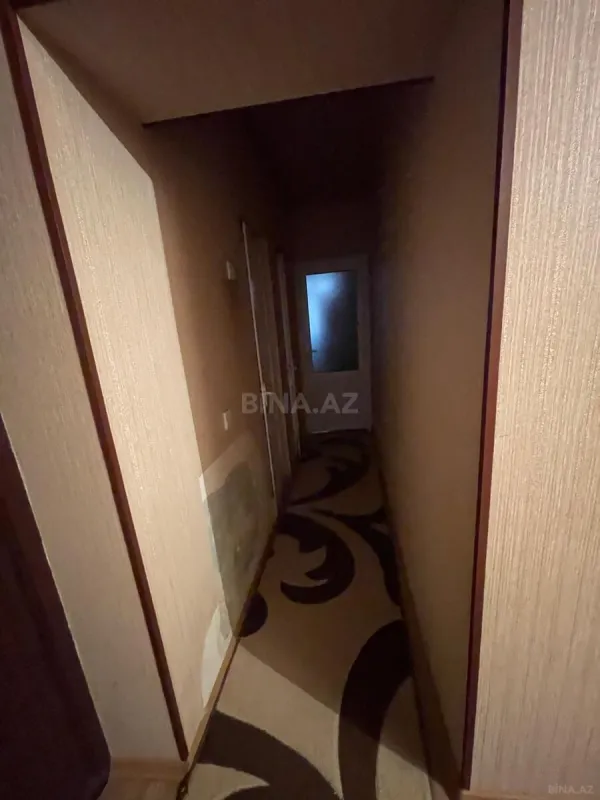 Satılır 4 otaqlı mənzil 105 m²