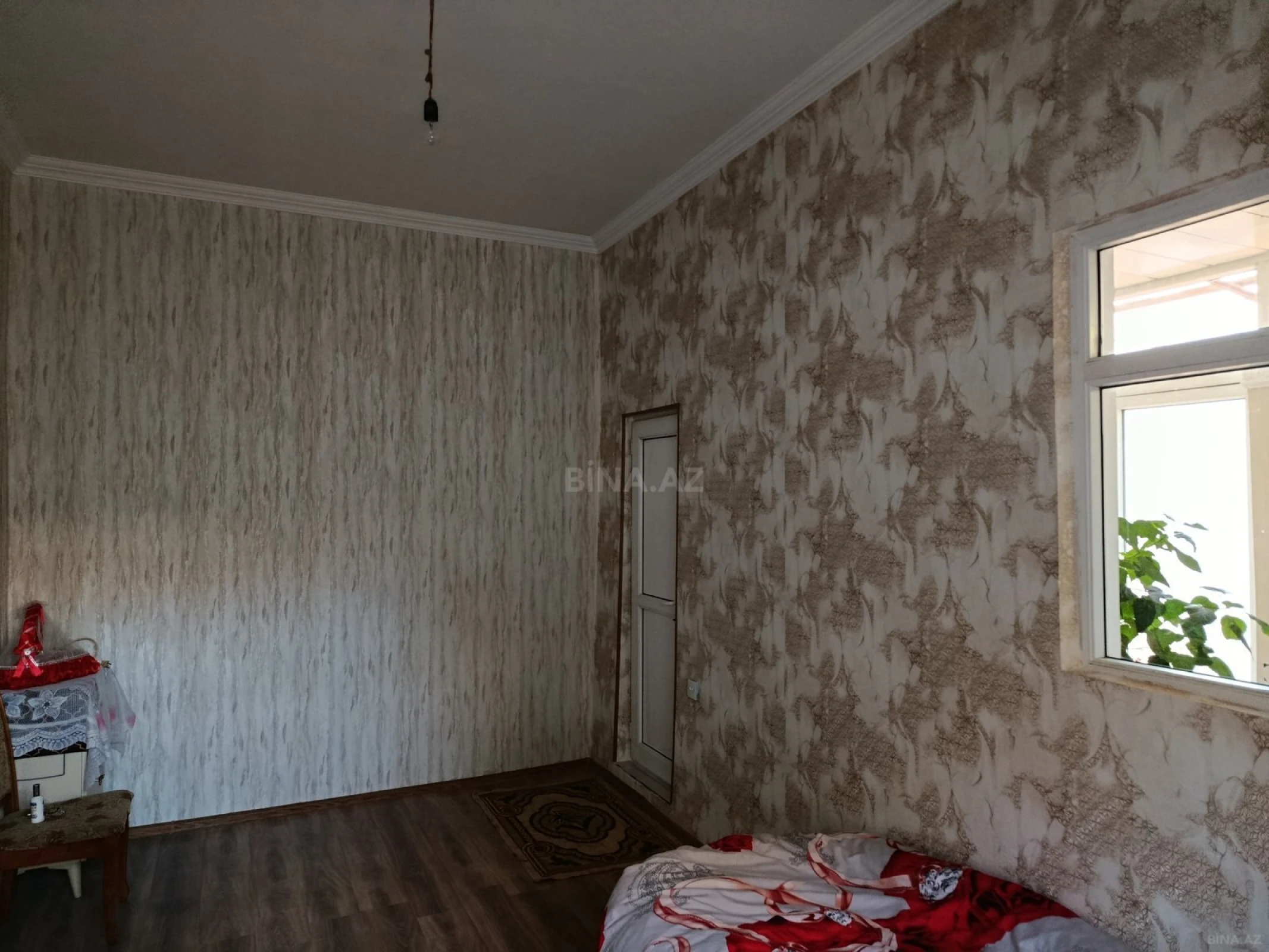 Satılır 7 otaqlı həyət evi 165 m²