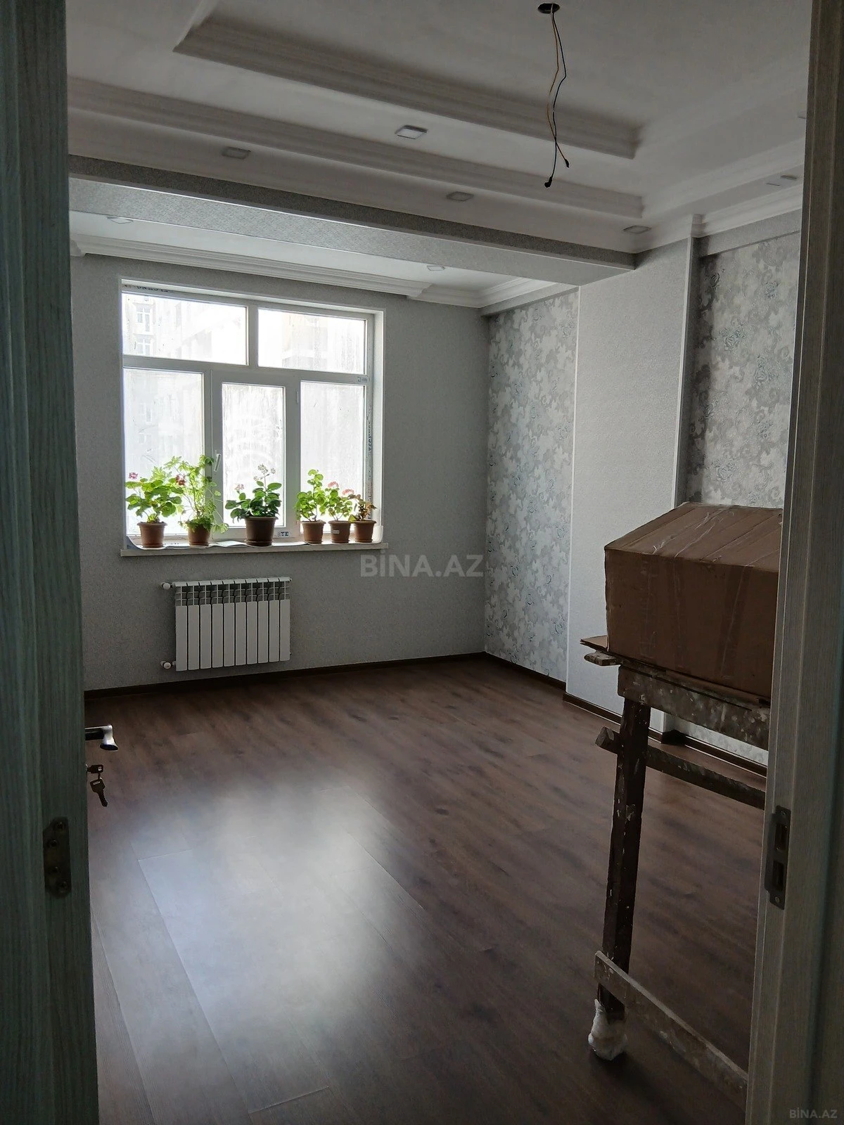 Satılır 1 otaqlı mənzil 52.5 m²