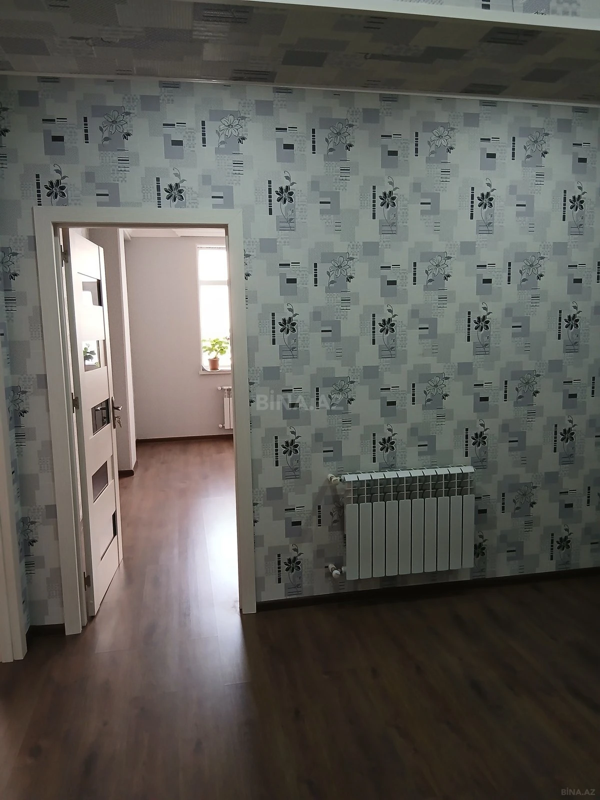 Satılır 1 otaqlı mənzil 52.5 m²
