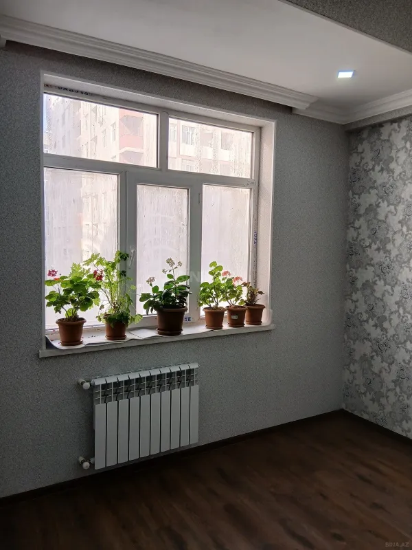 Satılır 1 otaqlı mənzil 52.5 m²