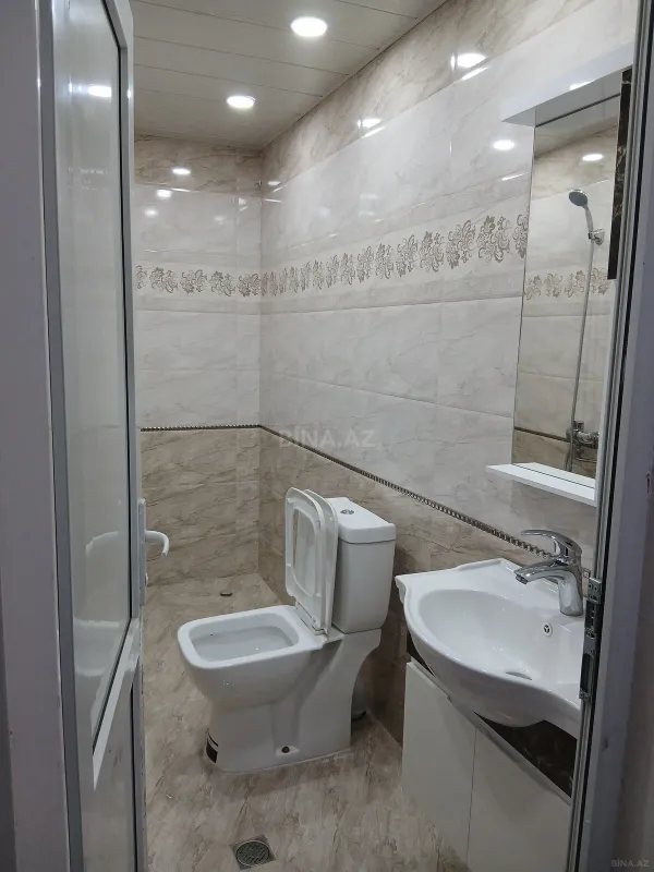 Satılır 1 otaqlı mənzil 52.5 m²