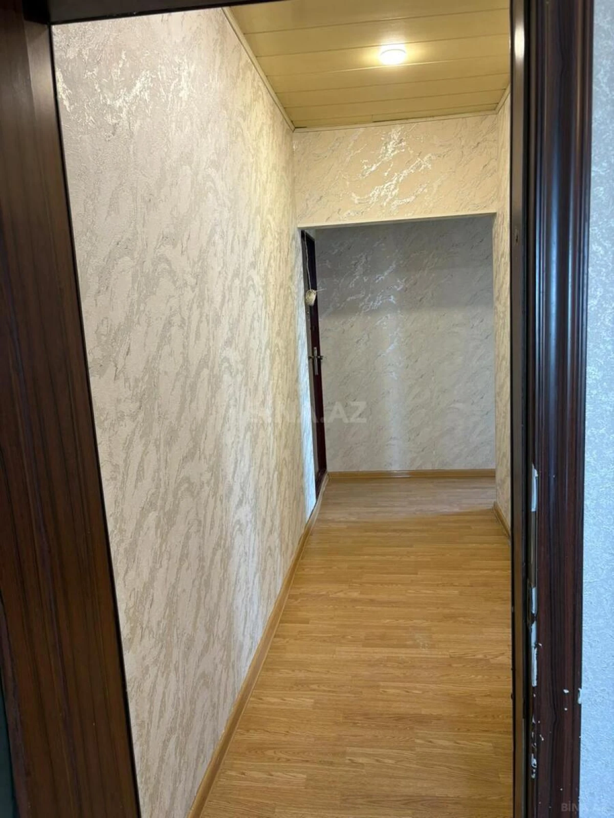 Satılır 2 otaqlı mənzil 70 m²