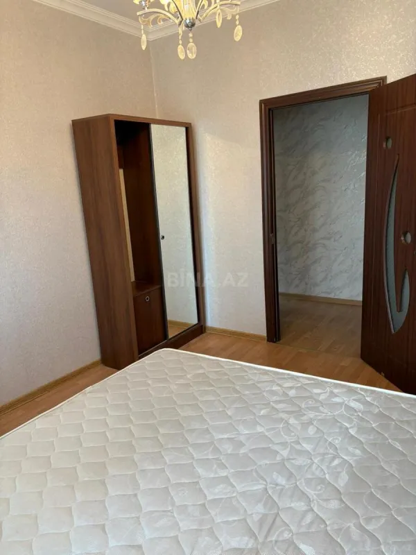 Satılır 2 otaqlı mənzil 70 m²