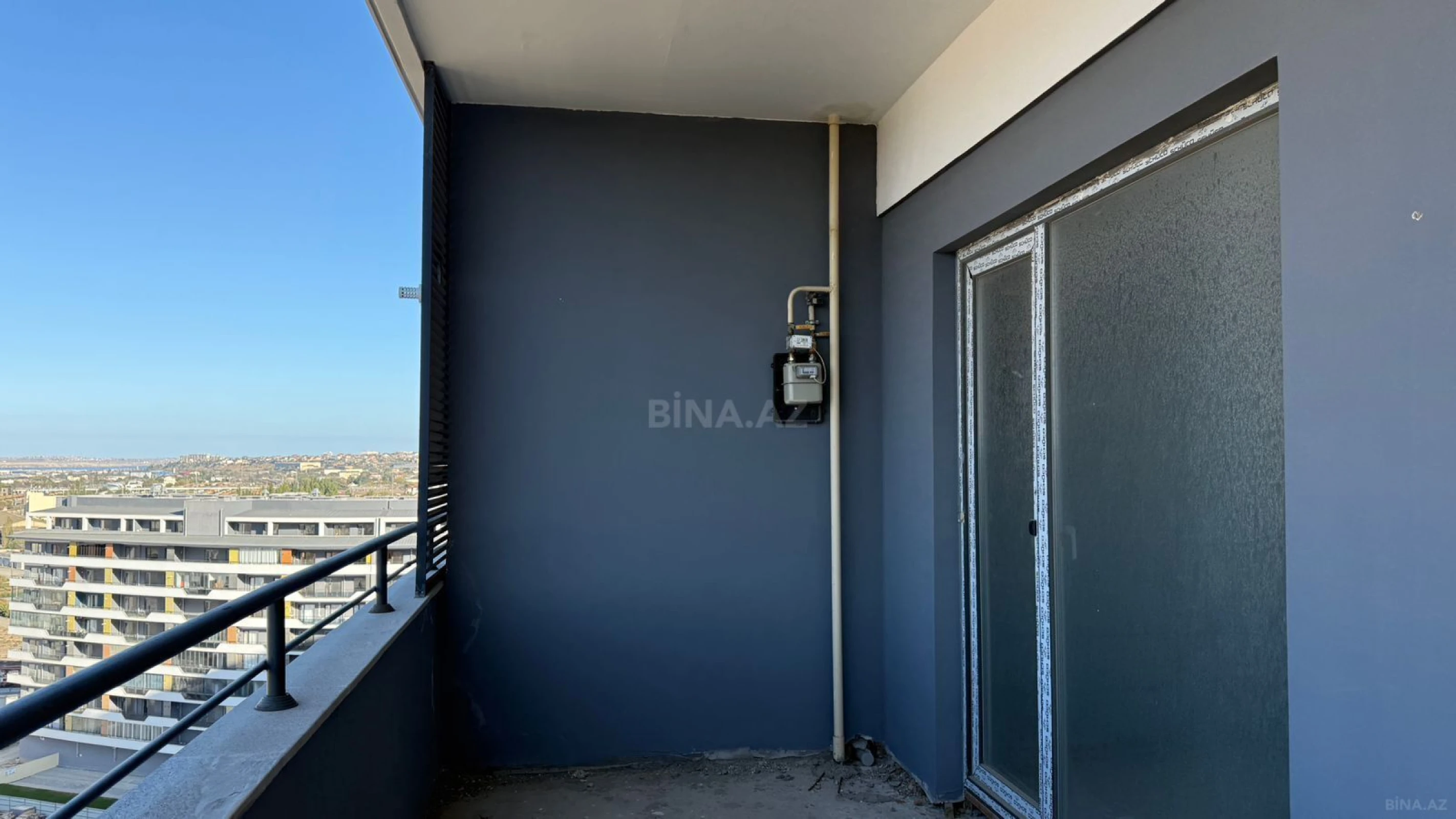 Satılır 3 otaqlı mənzil 113 m²