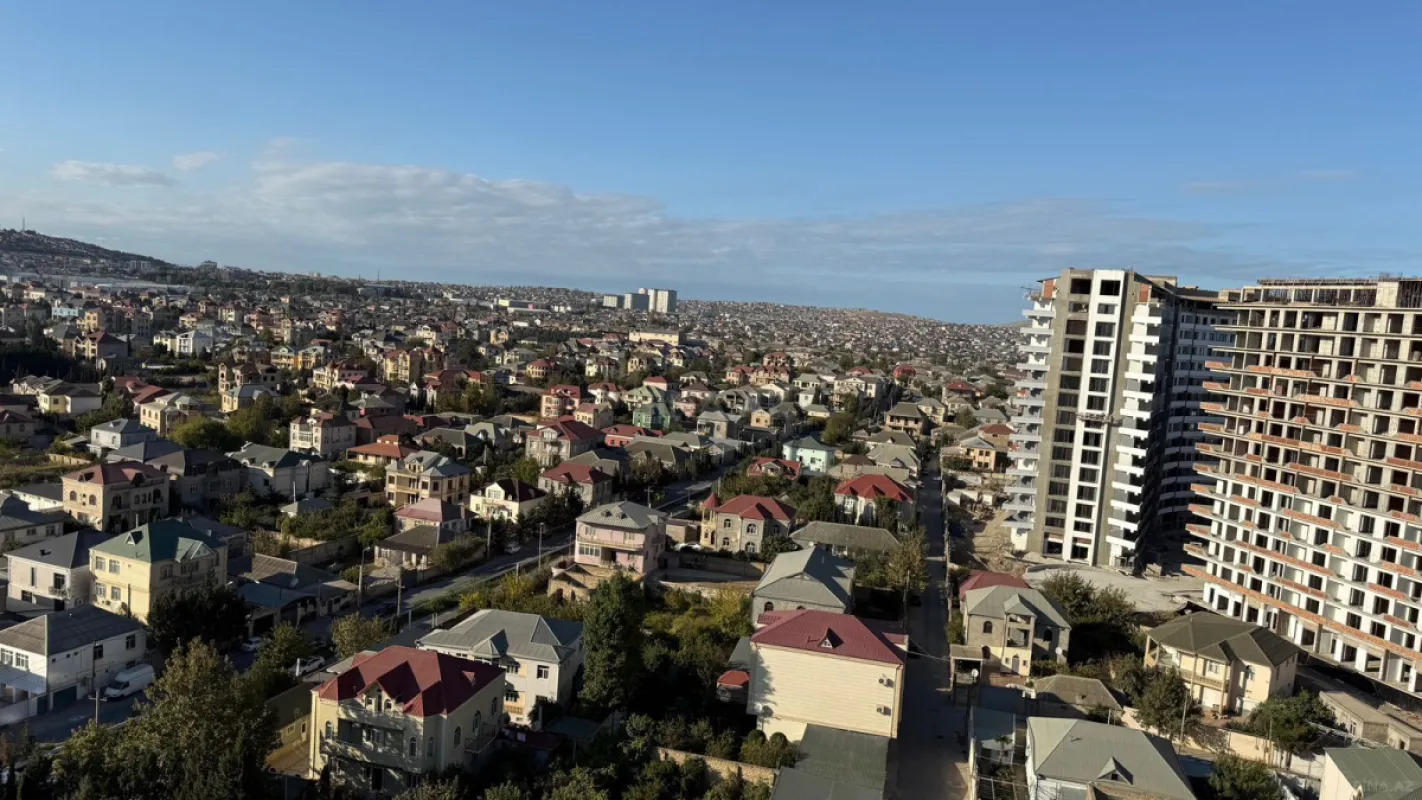 Satılır 3 otaqlı mənzil 113 m²