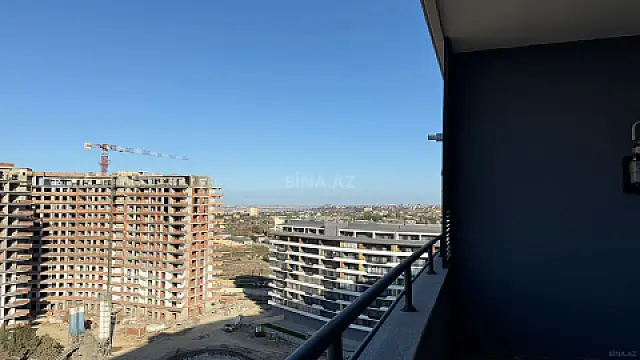 Satılır 3 otaqlı mənzil 113 m²