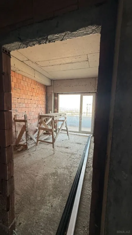 Satılır 3 otaqlı mənzil 113 m²