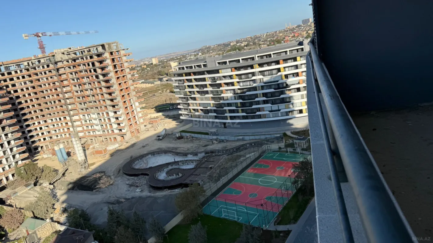 Satılır 3 otaqlı mənzil 113 m²