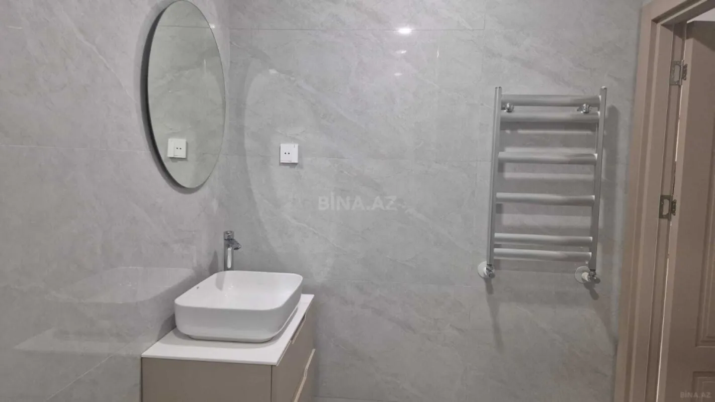 Kirayə verilir 2 otaqlı mənzil 77 m²