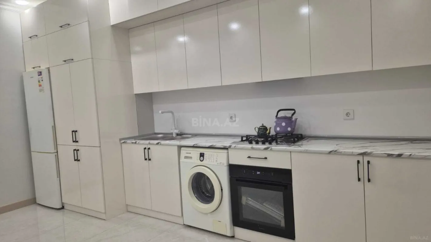 Kirayə verilir 2 otaqlı mənzil 77 m²