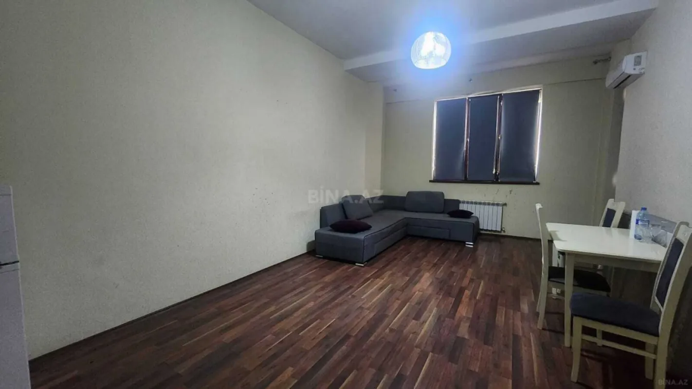 Kirayə verilir 2 otaqlı mənzil 68 m²