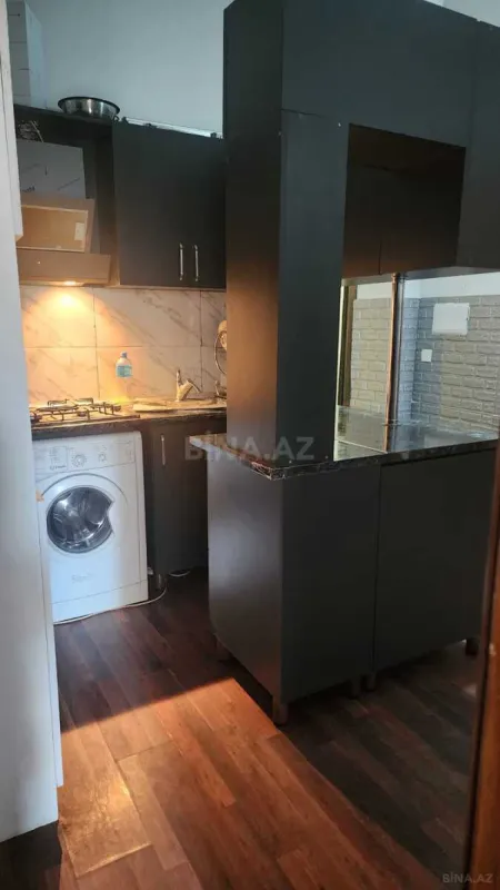 Kirayə verilir 2 otaqlı mənzil 68 m²