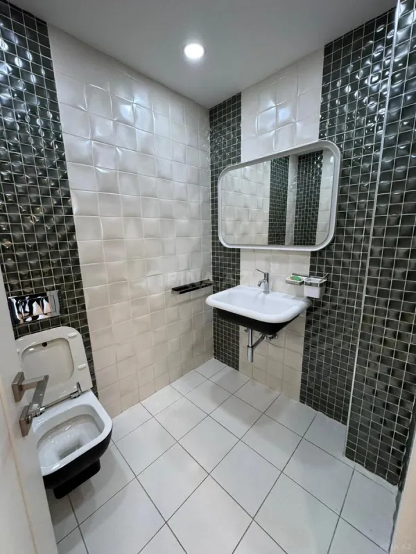 Kirayə verilir 4 otaqlı mənzil 325 m²