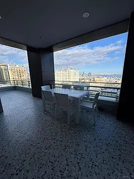 Kirayə verilir 4 otaqlı mənzil 325 m²
