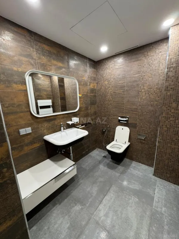 Kirayə verilir 4 otaqlı mənzil 325 m²