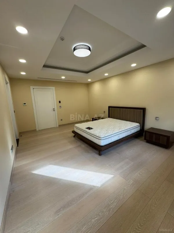 Kirayə verilir 4 otaqlı mənzil 325 m²