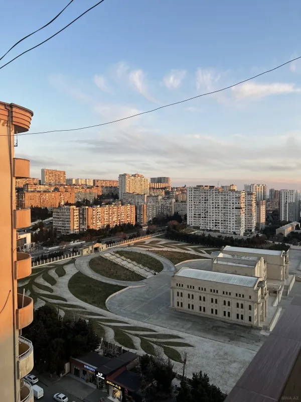 Kirayə verilir 2 otaqlı mənzil 68 m²