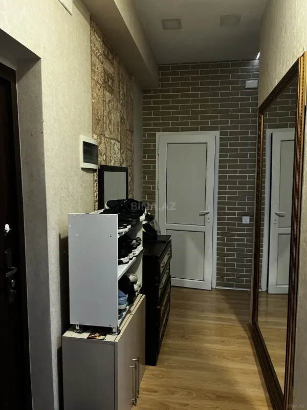 Kirayə verilir 2 otaqlı mənzil 68 m²