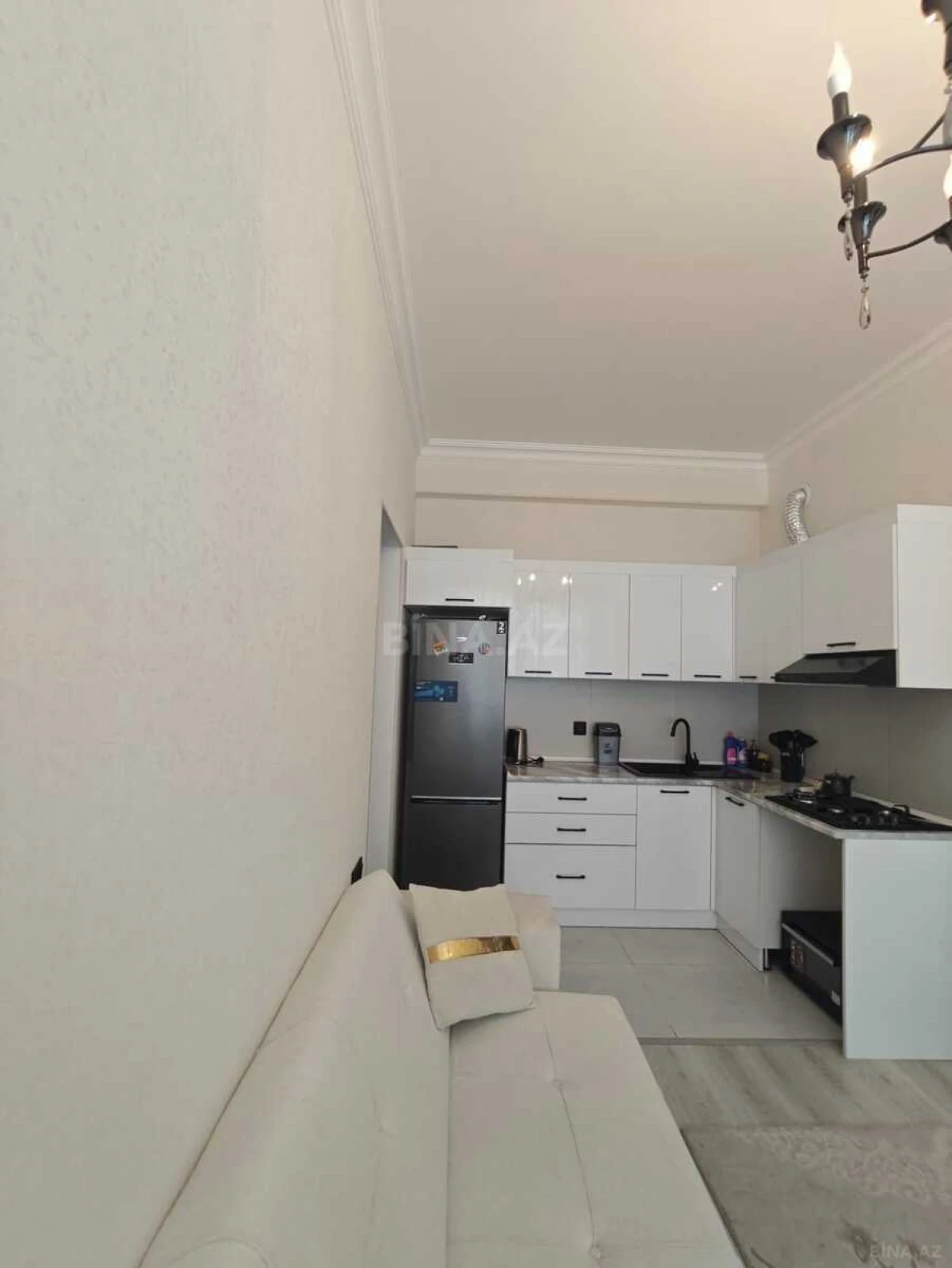 Kirayə verilir 2 otaqlı mənzil 47 m²