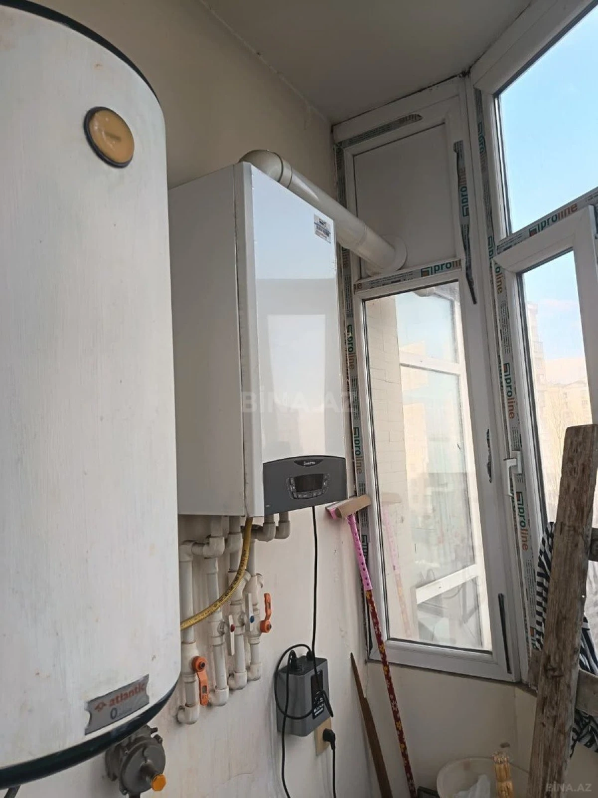 Satılır 3 otaqlı mənzil 130 m²