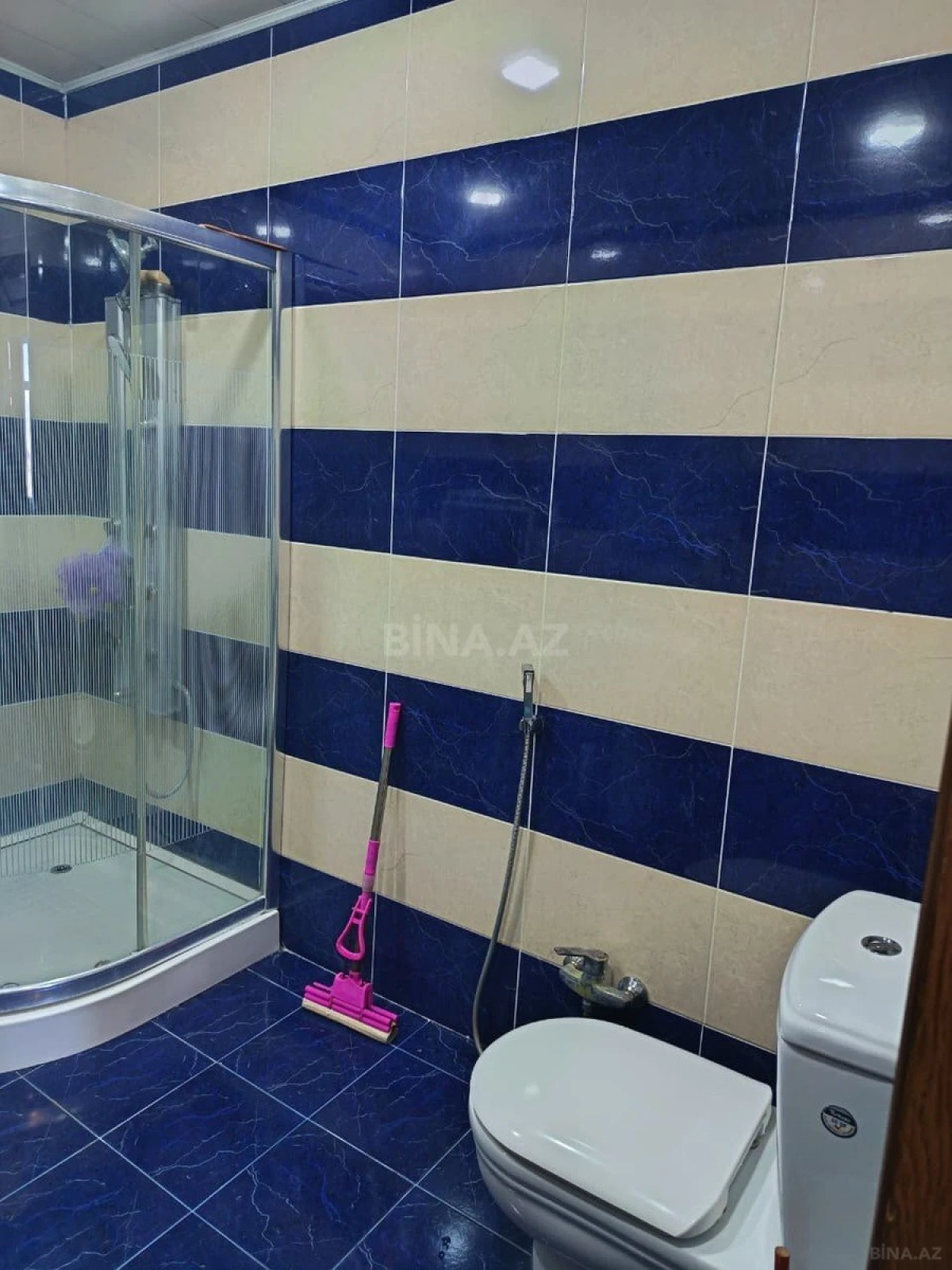 Satılır 3 otaqlı mənzil 130 m²