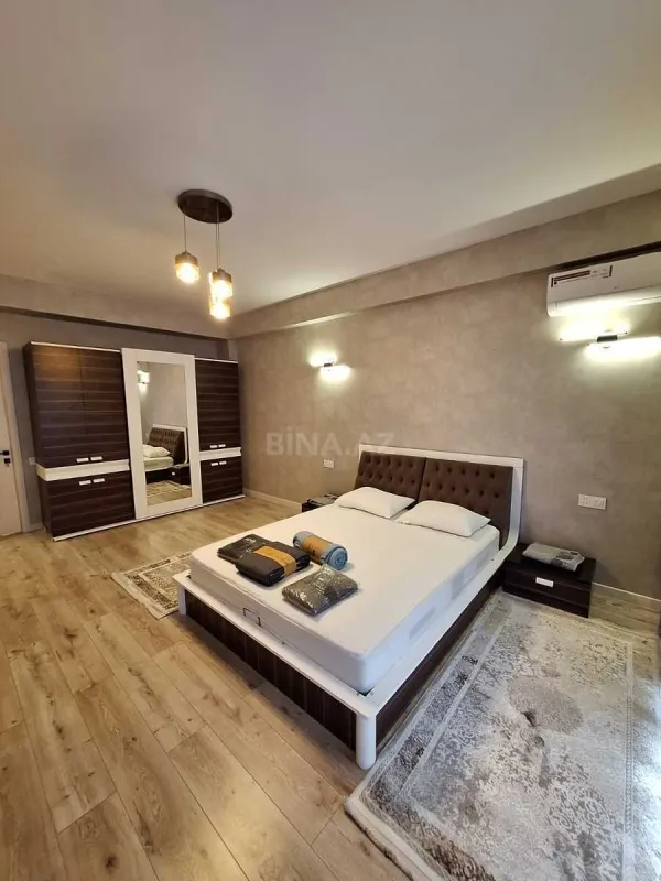 Kirayə verilir 3 otaqlı mənzil 120 m²