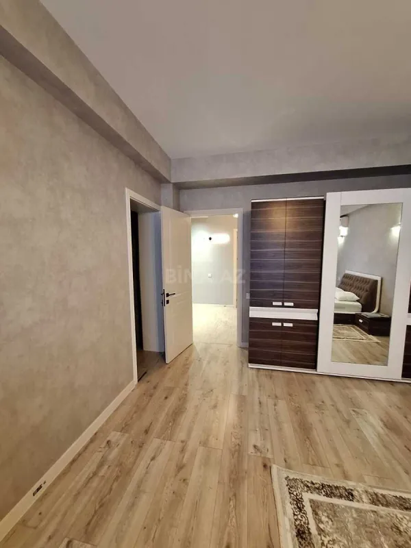 Kirayə verilir 3 otaqlı mənzil 120 m²