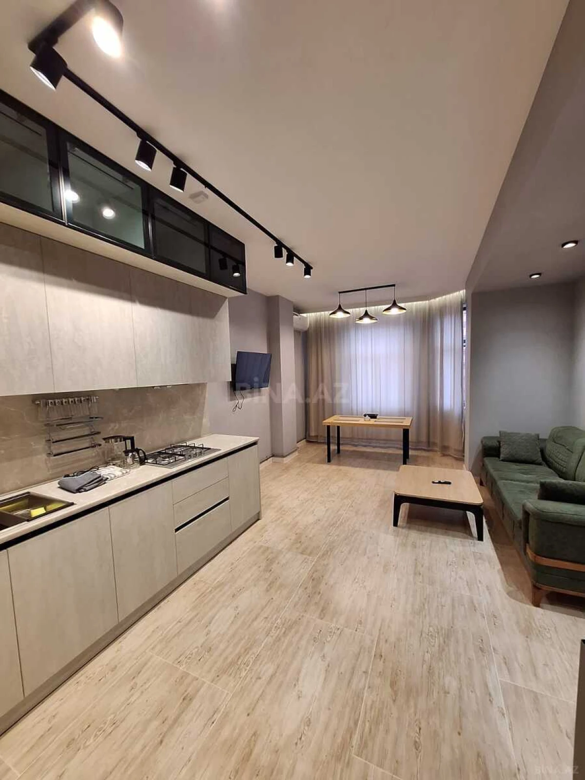 Kirayə verilir 3 otaqlı mənzil 120 m²