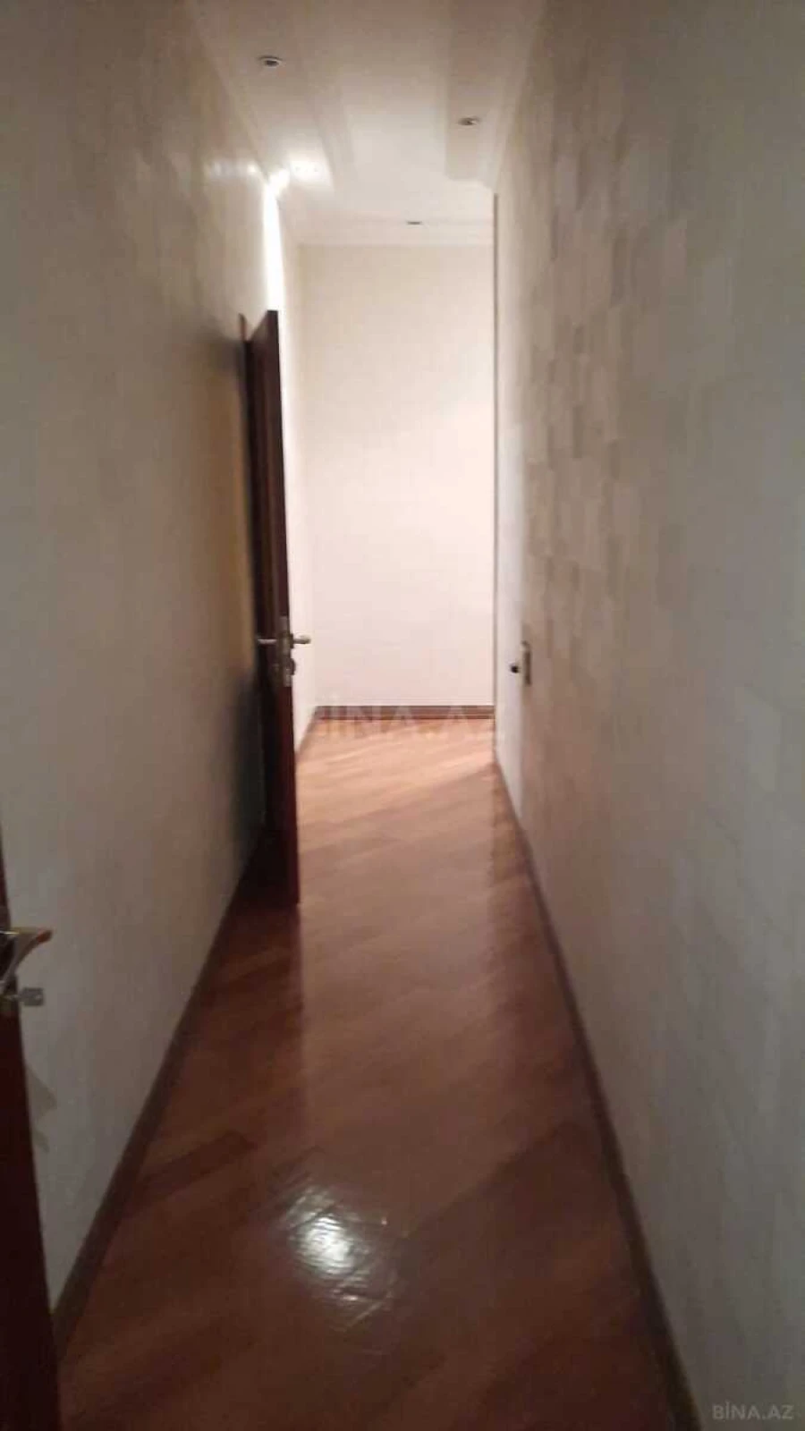 Kirayə verilir 3 otaqlı mənzil 135 m²