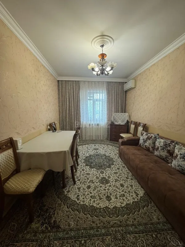 Satılır 2 otaqlı mənzil 60 m²