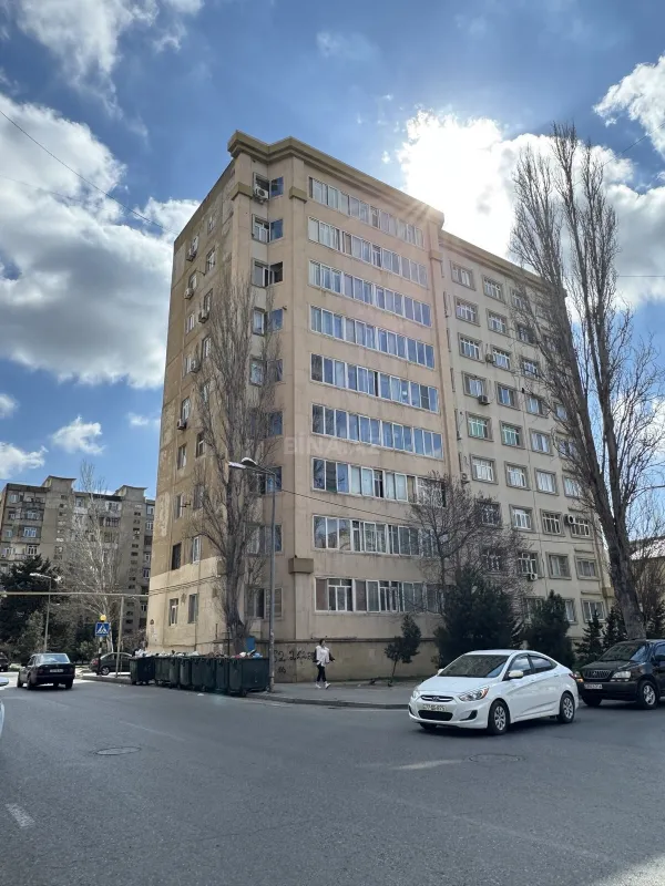 Satılır 2 otaqlı mənzil 60 m²