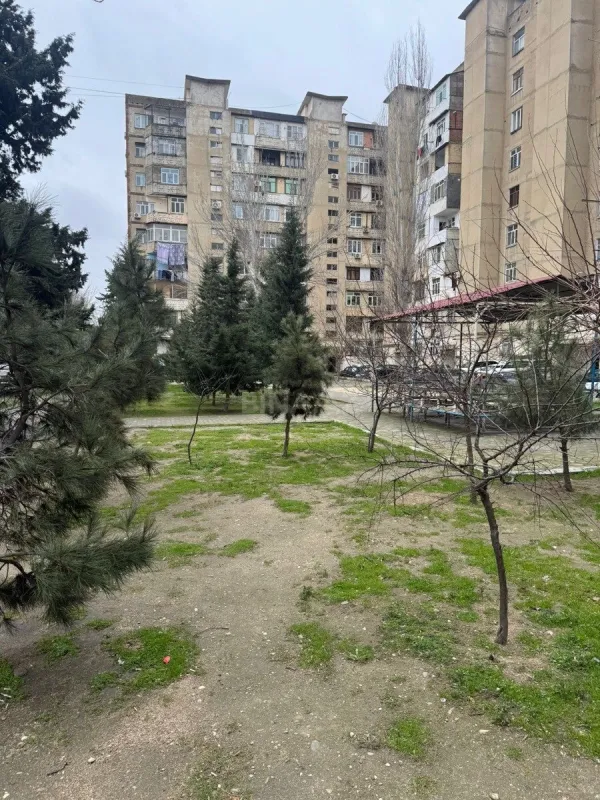 Satılır 2 otaqlı mənzil 60 m²