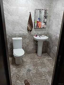 Satılır 2 otaqlı mənzil 72 m²