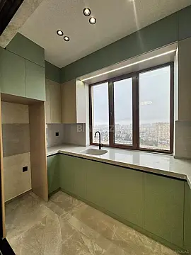 Satılır 2 otaqlı mənzil 67 m²
