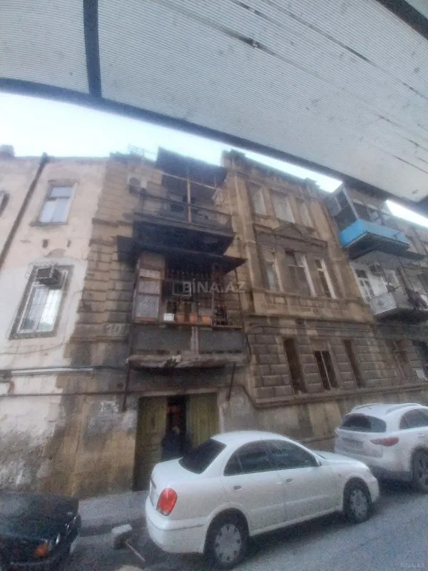 Satılır 3 otaqlı mənzil 83 m²