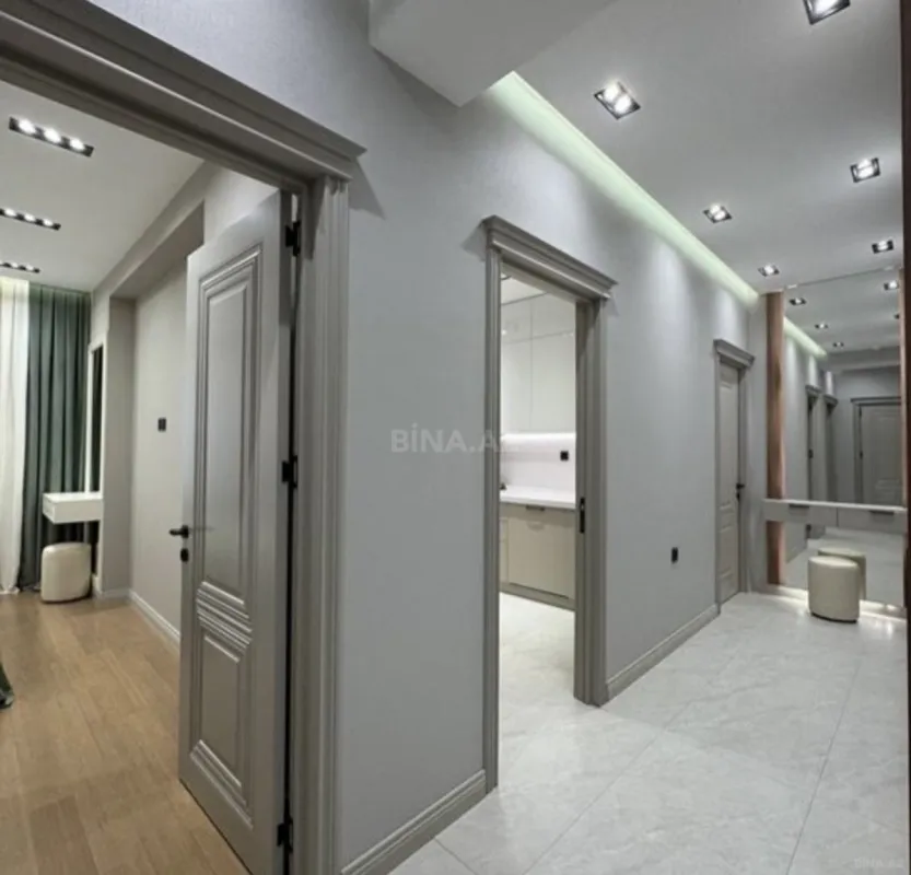 Kirayə verilir 2 otaqlı mənzil 77 m²