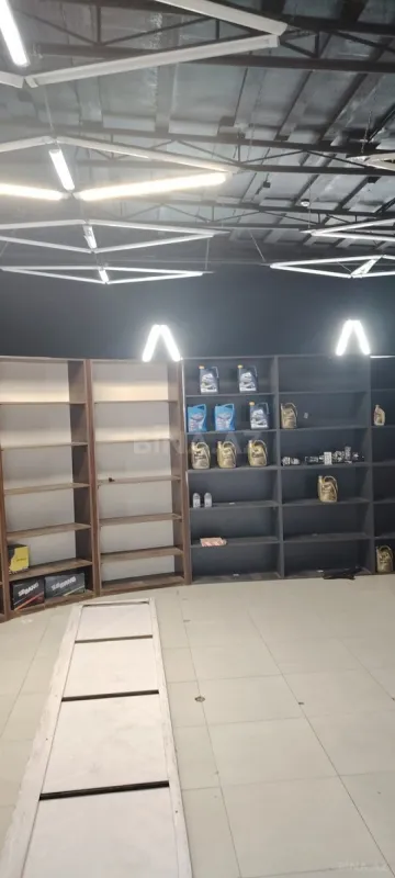 Kirayə verilir obyekt 200 m²