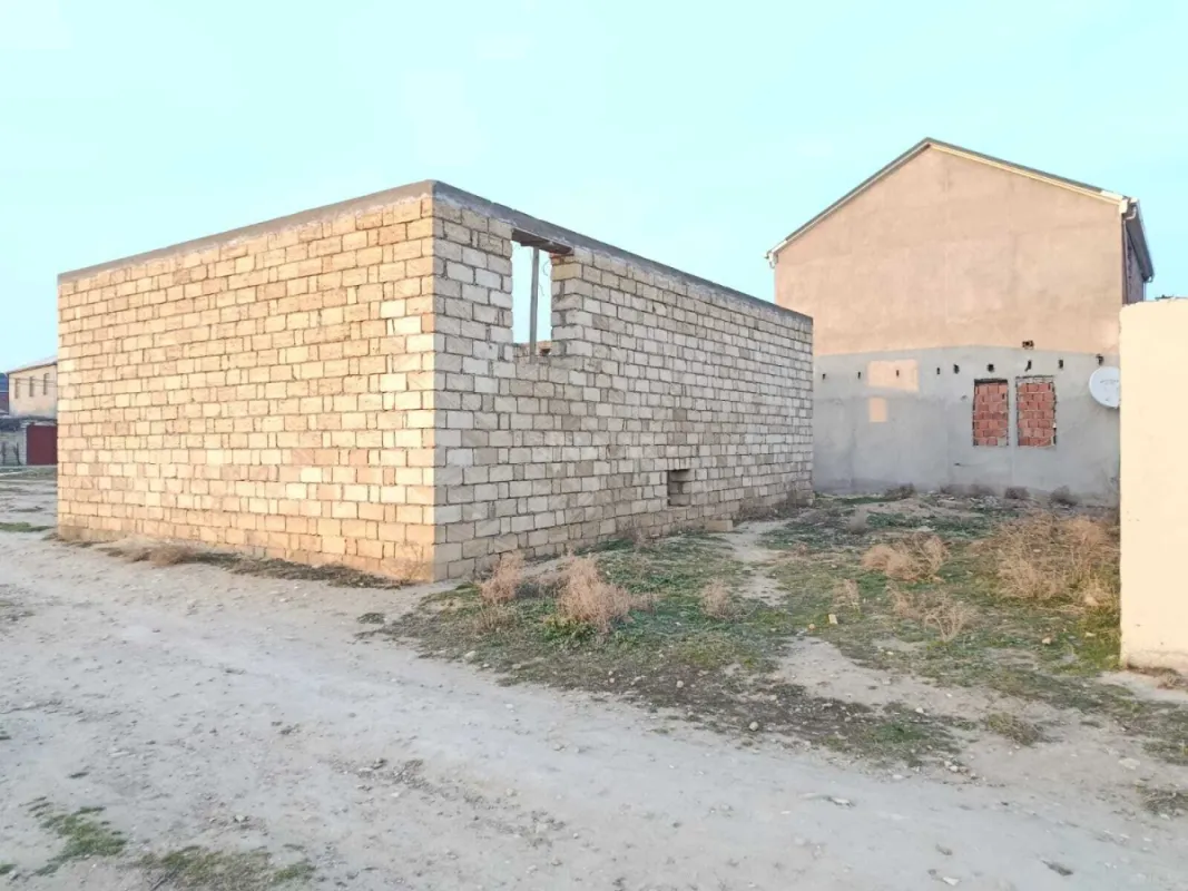 Satılır 3 otaqlı həyət evi 81 m²