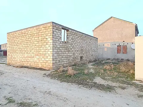 Satılır 3 otaqlı həyət evi 81 m²