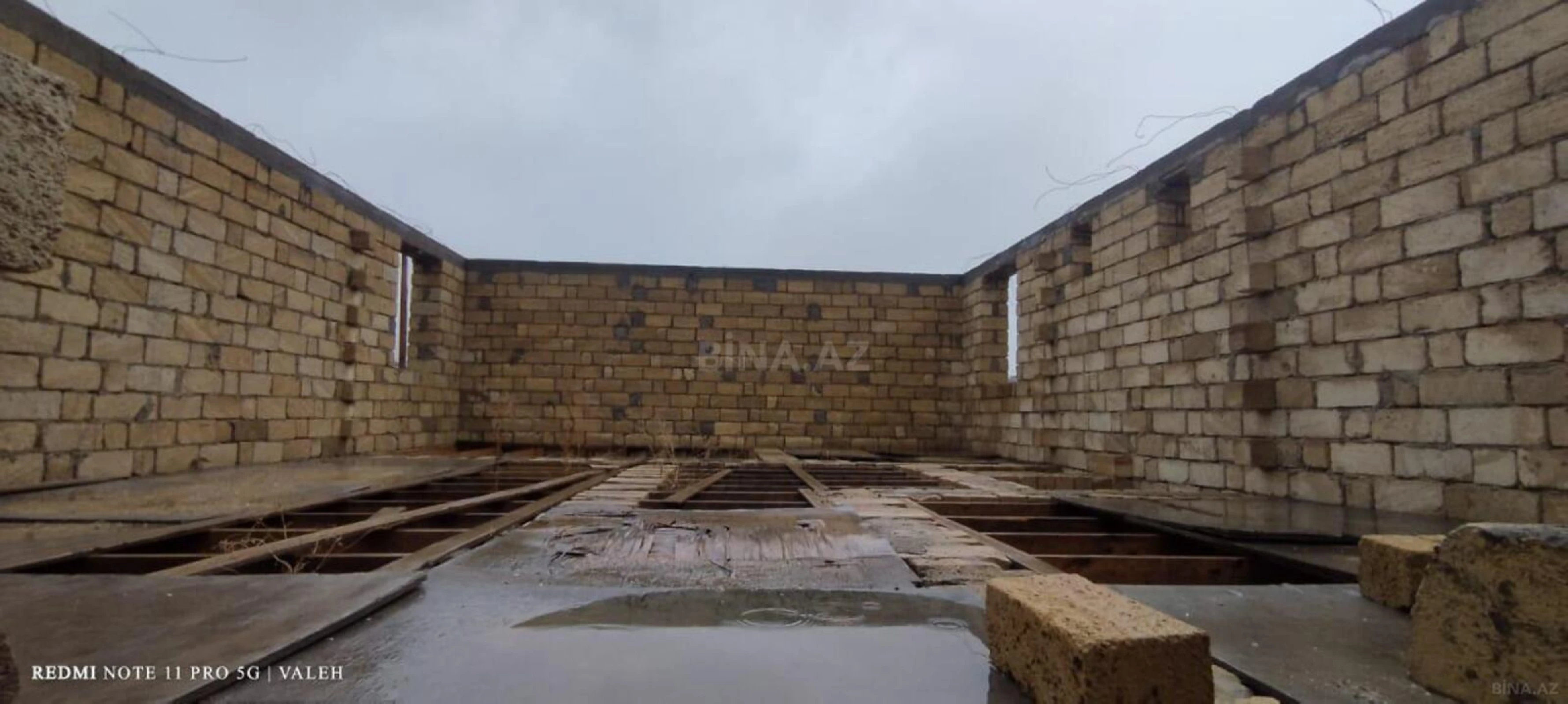 Satılır 3 otaqlı həyət evi 81 m²