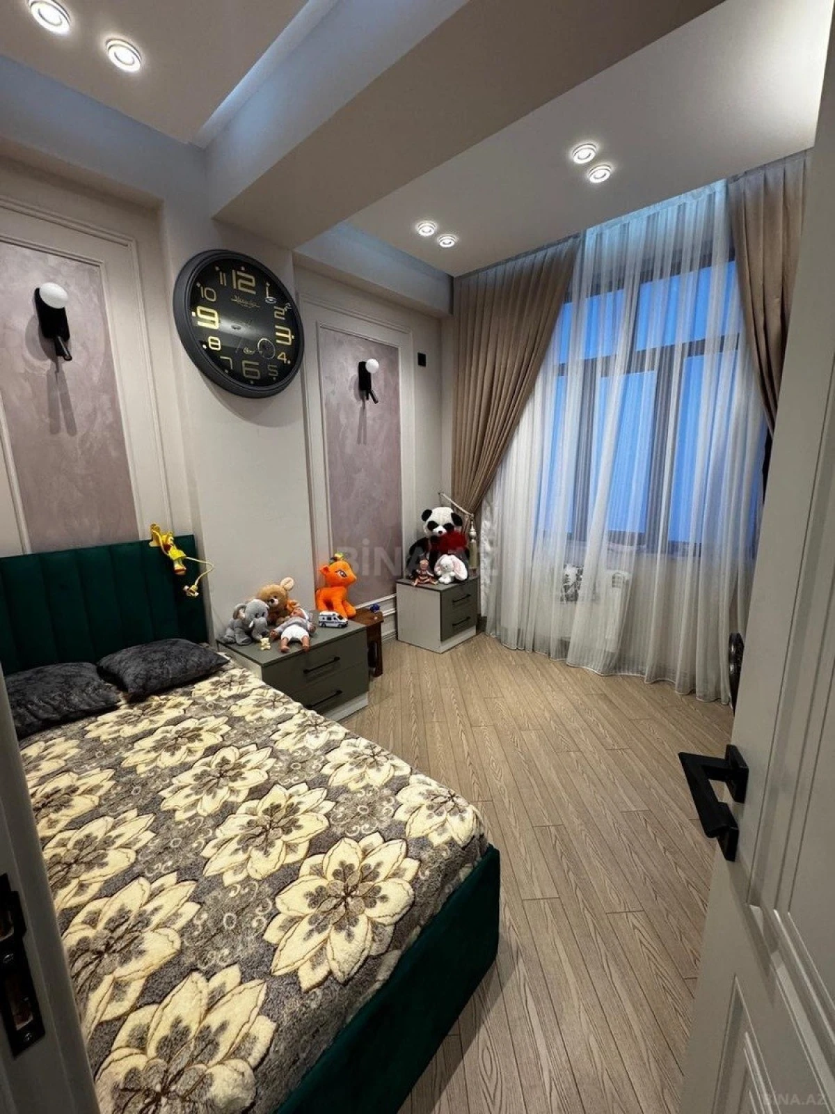 Satılır 3 otaqlı mənzil 99 m²