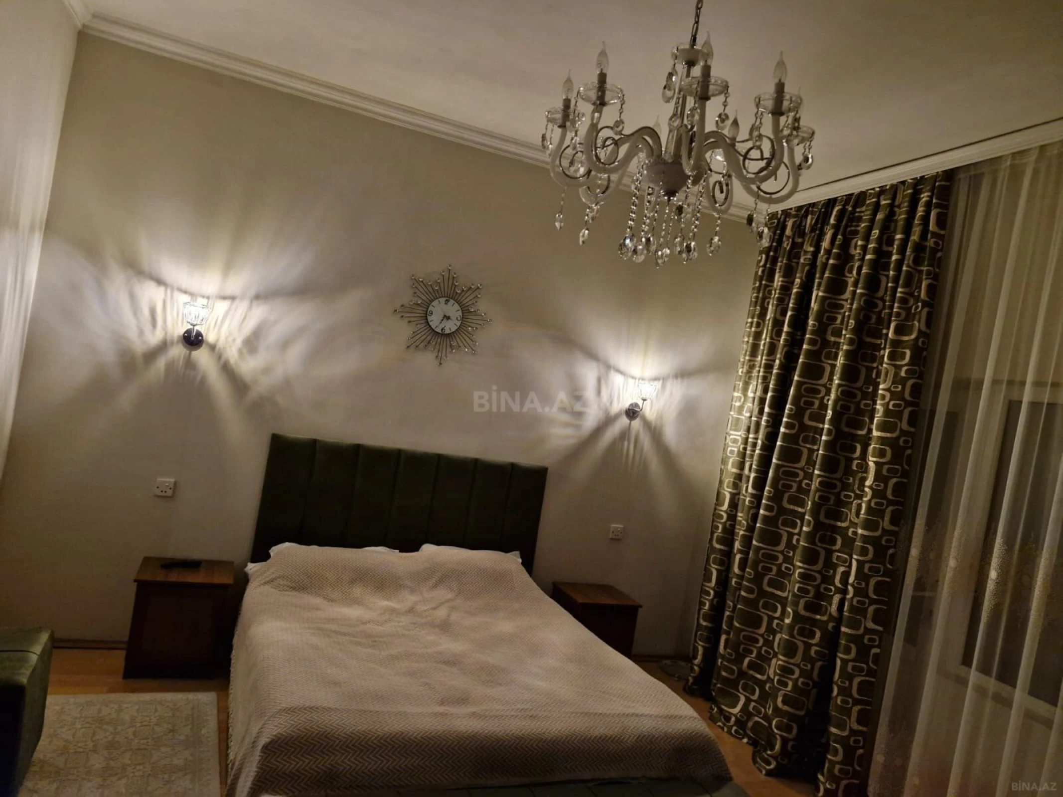 Satılır 6 otaqlı həyət evi 300 m²