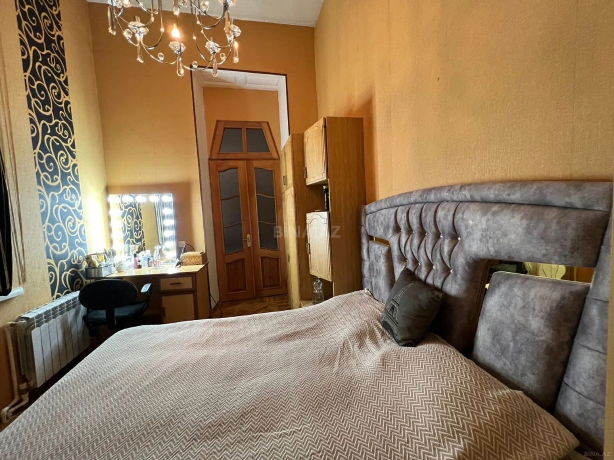 Satılır 6 otaqlı həyət evi 300 m²