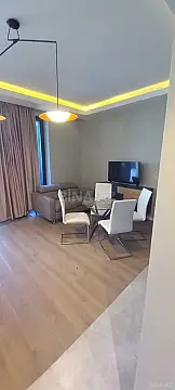 Satılır 1 otaqlı mənzil 80 m²