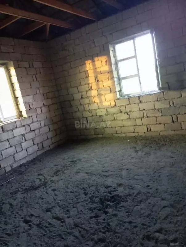 Satılır 3 otaqlı həyət evi 145 m²