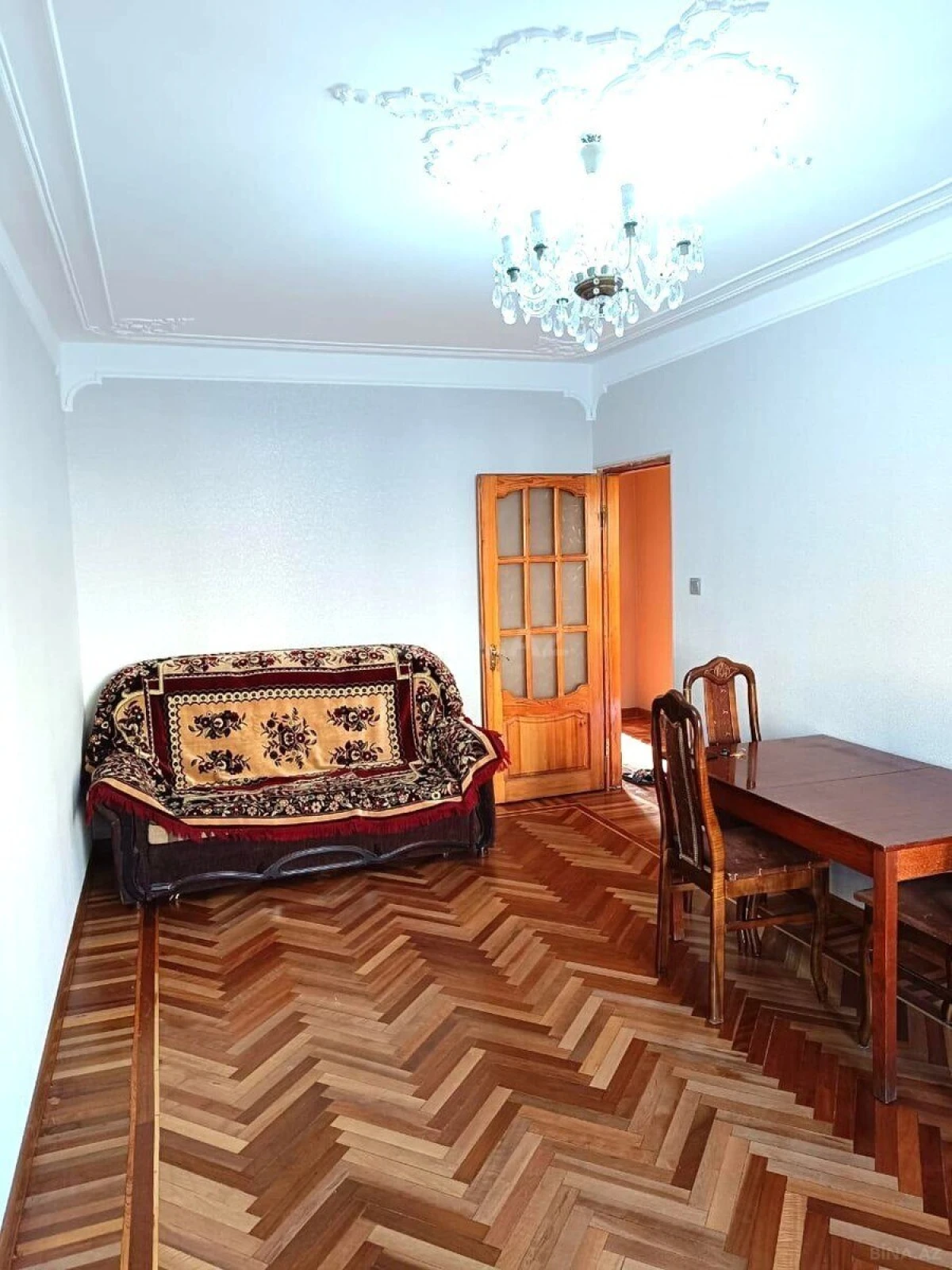 Kirayə verilir 2 otaqlı mənzil 50 m²