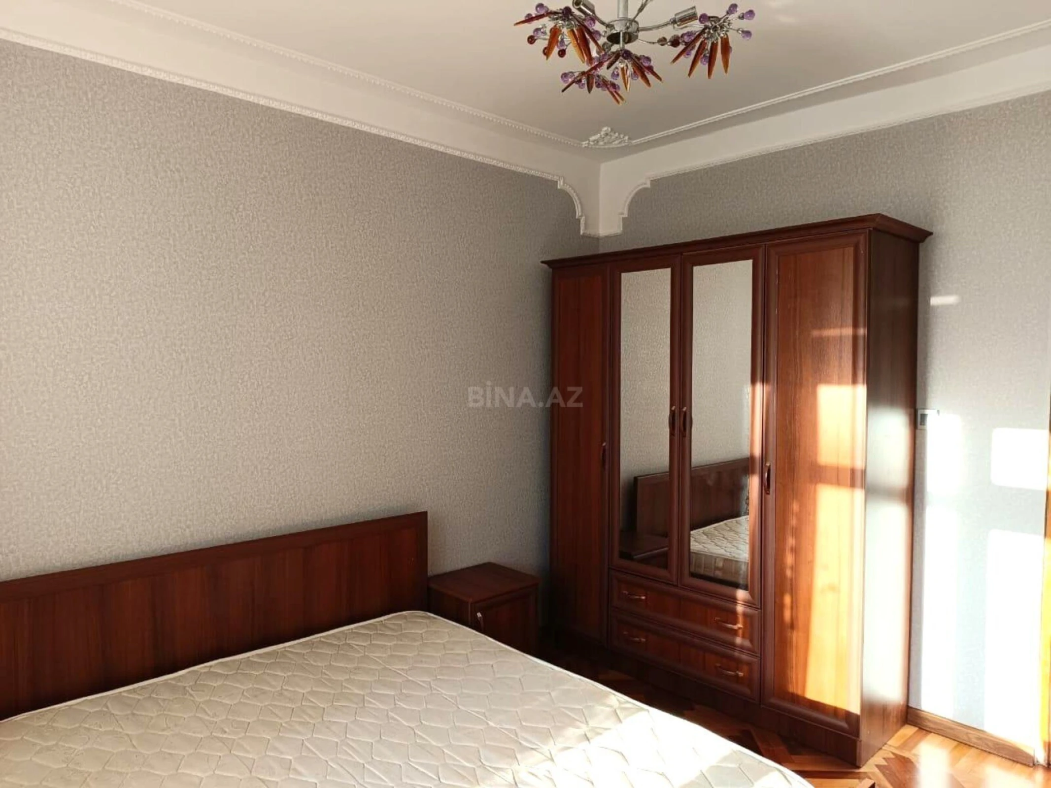 Kirayə verilir 2 otaqlı mənzil 50 m²